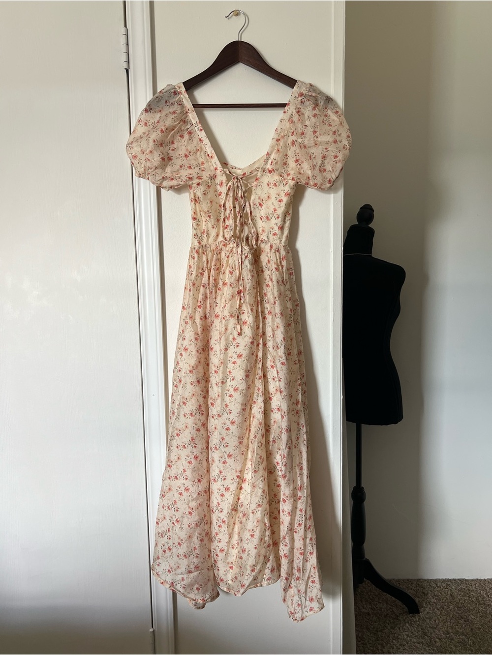 Lulus Floral Midi Dress Size XS Cottagecore Romantic - Picture 3 of 7